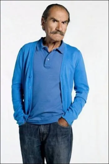 Quel acteur joue Raymond ?