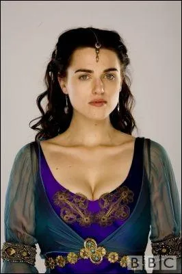 Comment s'appelle l'actrice qui joue Morgane ?