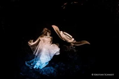 Crateur d'un sketch hilarant sur le march boursier, il dclare : Si le Cac 40 est mou, les rai... deurs quittent les bourses !