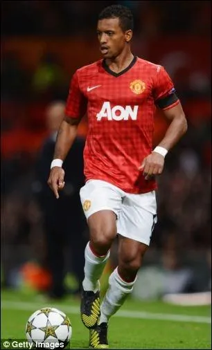 Il fait alors partie de la liste des 23 Portugais pour disputer la Coupe du monde de 2010, pour quelle raison dclare-t-il forfait ?