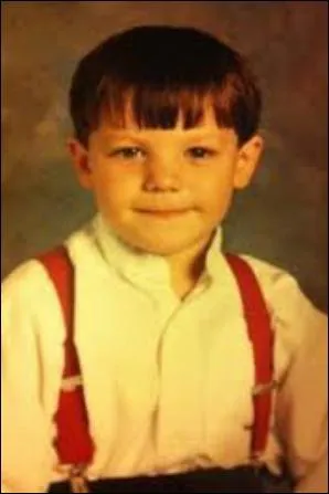 Qui est ce jeune garon ?