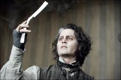Comment meurt-il dans Sweeney Todd ?