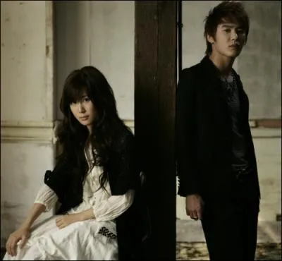 Ballade chante par Xiah Junsu et Zhang Li Yin ...