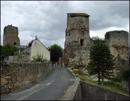 Je me rends  Mondoubleau, commune du Loir-et-Cher o les habitants se nomment les ...