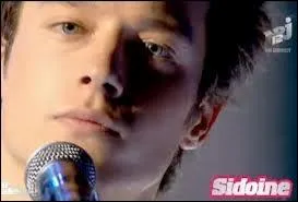 Comment s'appelle sa petite amie ?