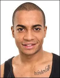 Quel est le nom complet de Romain ?