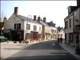 Je me rends  Cheverny o la population porte le gentil de ...