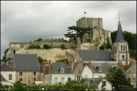 Je me rends  Montrichard o les habitants se nomment les ...