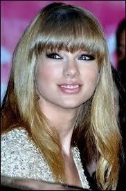 Avec qui est-elle sortie derni�rement ?