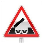 Quelle est la signification du panneau de signalisation suivant :