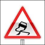 Quelle est la signification du panneau de signalisation suivant :