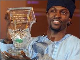 Footballeur international togolais qui évolue actuellement au poste d'attaquant à Tottenham Hotspur. Il a été Élu joueur africain de l'année en 2008.