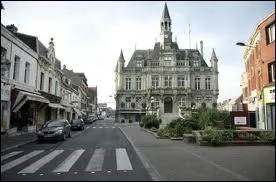 Les habitants de Hnin-Beaumont sont les ...