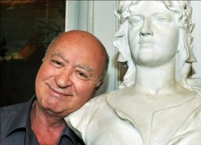 Ce caricaturiste et auteur de BD clbre a crit dans  Charlie-hebdo  et  L'humanit . C'est Georges