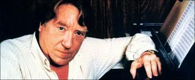 Ce clbre compositeur de musiques de film :  La nuit amricaine  ,  Le mpris ... a travaill avec les plus grands. C'est Georges