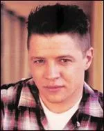 Dans Retour vers le futur 2, Biff fait fortune grce ...