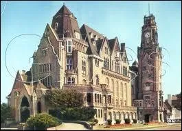 Nous partons  prsent au Touquet-Paris-Plage o les habitants portent le nom de ...