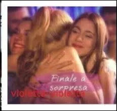 Qui fait un clin  Violetta avant qu'il ne chante  Ser mejor  ?