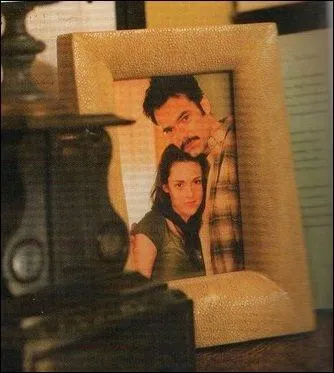 Quel est le nom de jeune fille de Bella ?