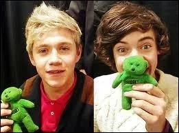 Qui a comme meileur ami, Louis, dans le groupe ?