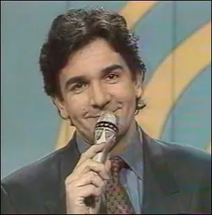 Natif de Niort, ce sympathique animateur de radio et de tlvision disparu en 1993 prsenta sur TF1 les jeux du  Juste prix  et   Une famille en or  ... .