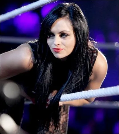 Aujourd'hui, le catcheur qui a vcu avec le plus court rgne est une Diva, Aksana.