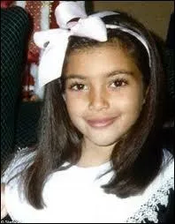 Marie et en attente de l'enfant de Kanye West, cette sulfureuse brune peut tre comble. Which K is she ?