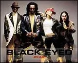 Dans le clbre groupe hip-hop amricain des  The Black Eyed Peas , sur la photo, lequel est tout  gauche ?