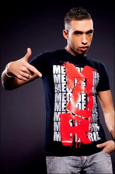 Comment s'appelle ce rappeur ?