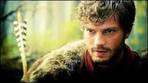 Comment s'appelle le Chasseur ? (Malheureusement tu par la reine qui est jalouse d'Emma).