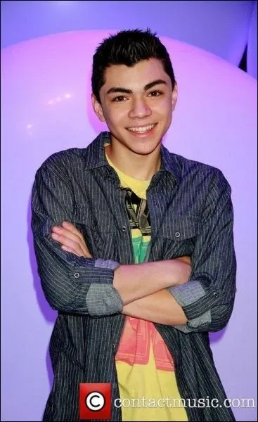 Quel est le prnom du garon dans la srie ?