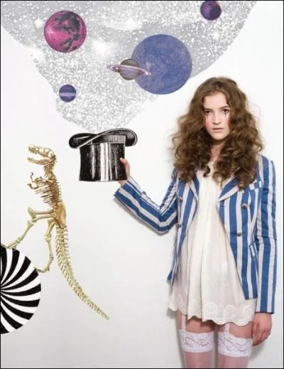 Ce chanteur commence sa chanson par : Alice, ton pays aux merveilles n'existe plus !