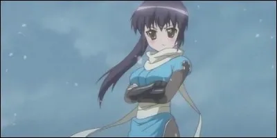 Dans "Kanokon", c'est la servante de Tamamo, une femme des neiges. Comment s'appelle-t-elle ?
