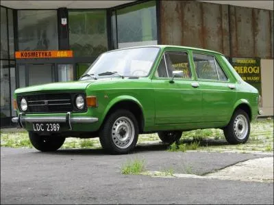 Quelle est la nationalit de Zastava qui a notamment assembl sous licence des Fiat sous son logo ?