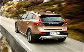 Cette Volvo est une ...