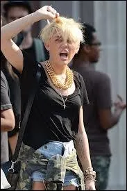 Qui est cette chanteuse ?