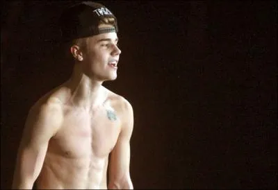 Au cinma, a-t-il dj jou un autre rle que lui-mme ?