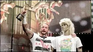 Combien de Slammy Awards CM Punk a-t-il remports depuis 2008 ?