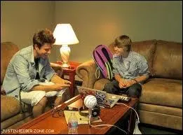 Quel est le nom de son styliste ?