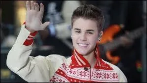 Quel est le titre de son album consacr  Nol ?