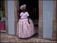 En 1500, Pedro Álvares Cabral en découvrit les côtes. Allez danser la samba et vous régaler d'une feijoada dans une chaude atmosphère.