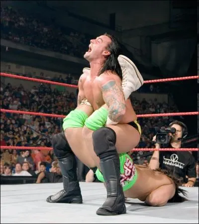 Contre qui combat CM Punk ?