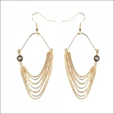 Actrice ftiche de Claude Chabrol, elle a galement tourn avec Josiane Balasko (Sac de noeuds) ou Andrzej Wajda (Les possds) :