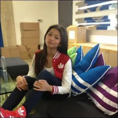 Cette artiste a-t-elle jou dans un film, si oui lequel ?