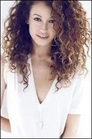 De qui est-elle la girlfriend ?