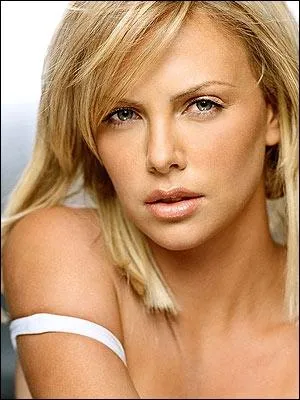 Dans quel pays est ne Charlize Theron ?