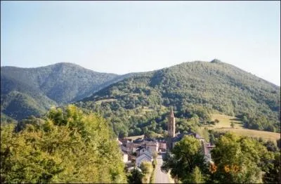 La ville de Massat o le cheval de Mrens a t remis   la mode  se situe dans le dpartement :