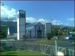 Les habitants de la commune Runionnaise de L'Etang-Sal portent le nom de ...