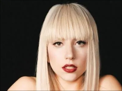 Qui est cette chanteuse ?