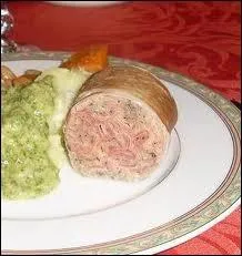 Longue de 30 cm, avec 10 cm de diamtre, elle pse 1 kg, elle vient du Nord :